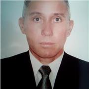 Profesor en marketing tradicional y digital con especialización en redes sociales y contenidos